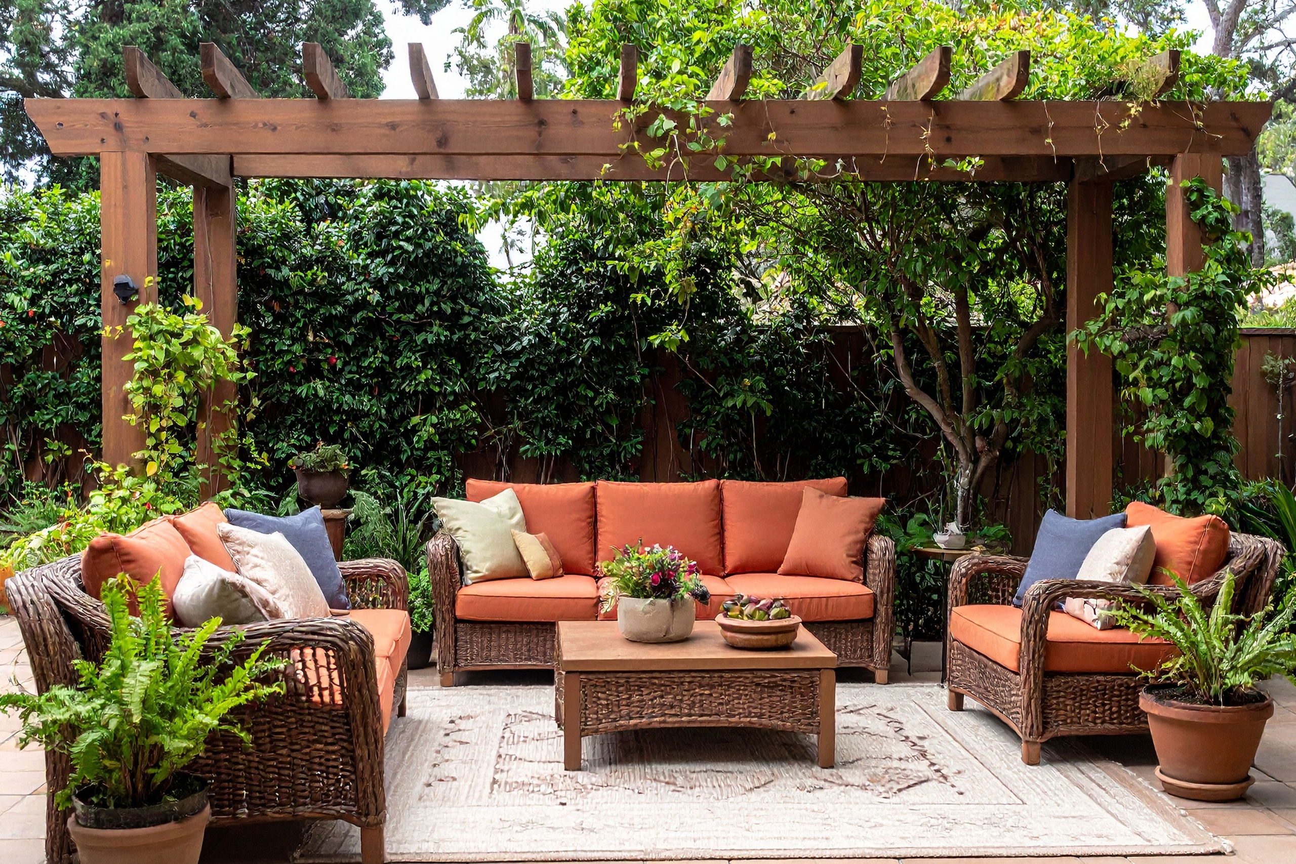 How To Find The Best Garden Furniture Ideas Online